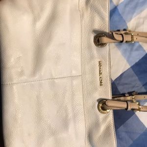 White Michael Kors Purse